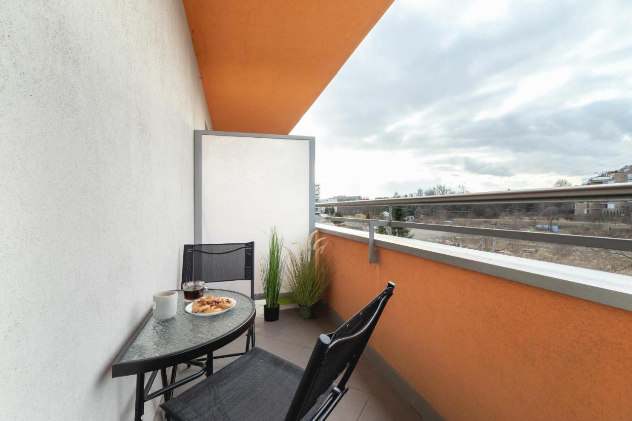 Dzielnica XIII Podgórze Kraków by Renters Apartamento Exterior foto